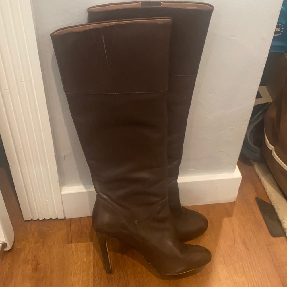 Ava & Aiden Tall Brown Leather Boots